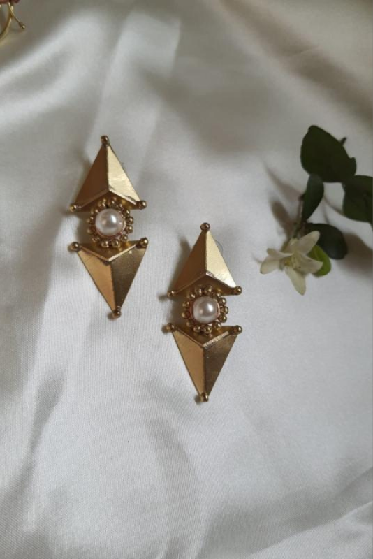 PEARL PRISM EARRINGS
